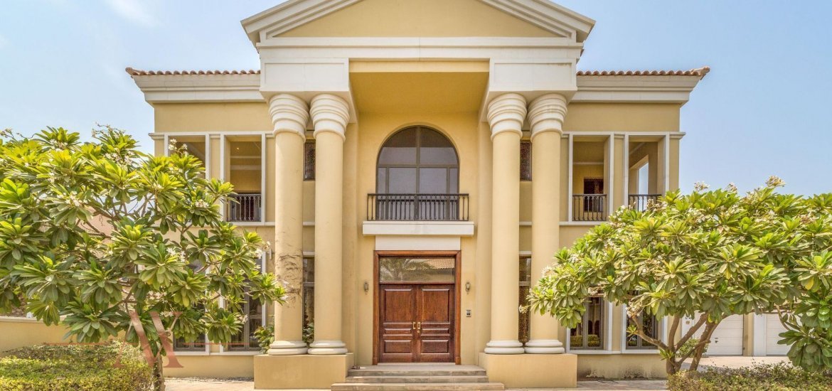 Villa for sale in Palm Jumeirah, Dubai, UAE 6 bedrooms, 836 sq.m. No. 308 - photo 1