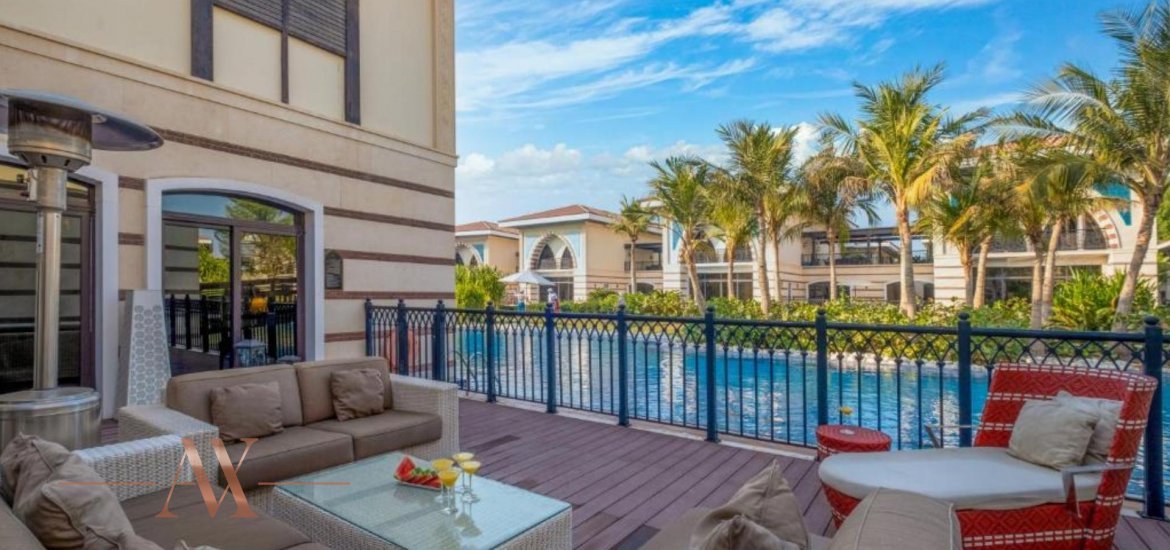 Villa in Palm Jumeirah, Dubai, UAE, 4 bedrooms, 628 sq.m. No. 393 - 2