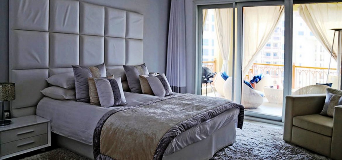 Apartment in Palm Jumeirah, Dubai, UAE, 3 bedrooms, 377 sq.m. No. 979 - 1