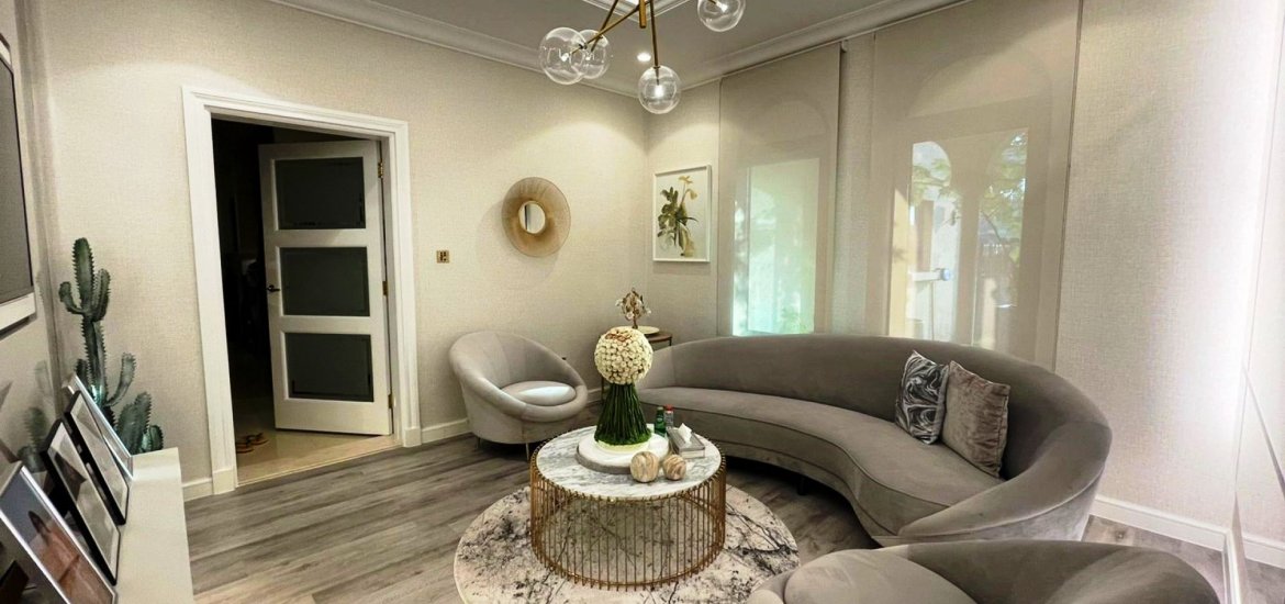 Villa for sale in Palm Jumeirah, Dubai, UAE 4 bedrooms, 847 sq.m. No. 966 - photo 1