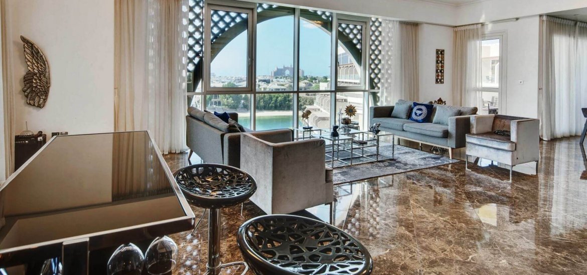 Apartment in Palm Jumeirah, Dubai, UAE, 2 bedrooms, 190 sq.m. No. 971 - 1