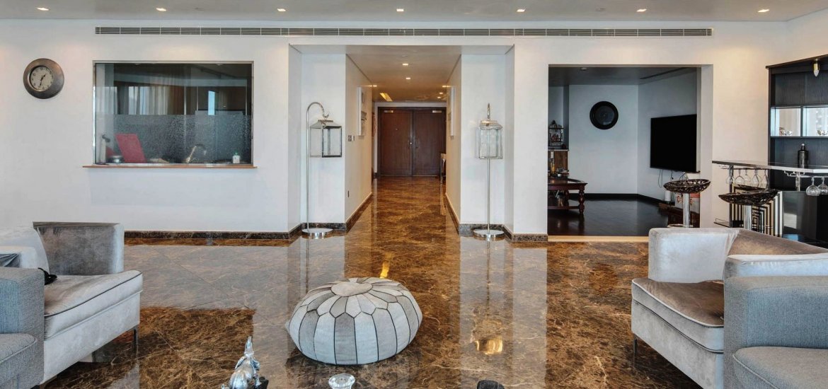 Apartment in Palm Jumeirah, Dubai, UAE, 2 bedrooms, 165 sq.m. No. 973 - 1